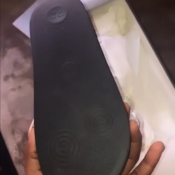Gucci slides - Picture 2 of 4